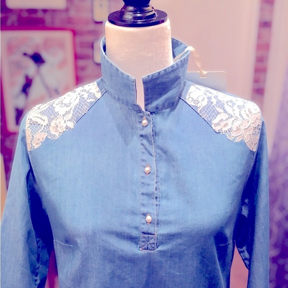 🆕 SCUSI - Denim-look Tunic - Lace Shoulders - Size M 🌺🌺🌺 - Picture 13 of 15